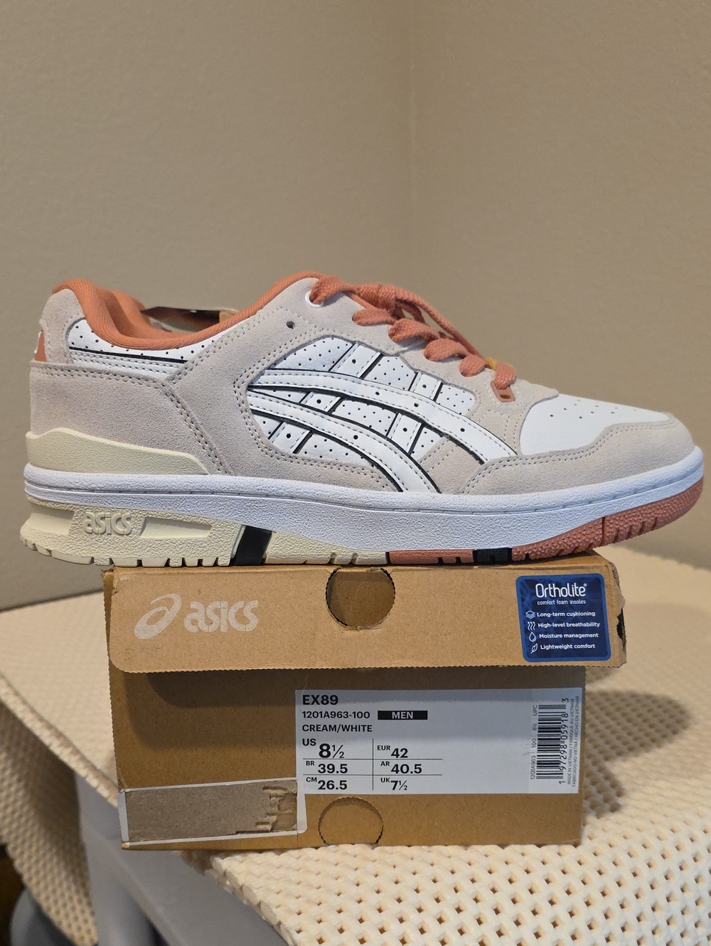 Asics EX89 Cream with Blush Accent Sneakers 8.5M /10W